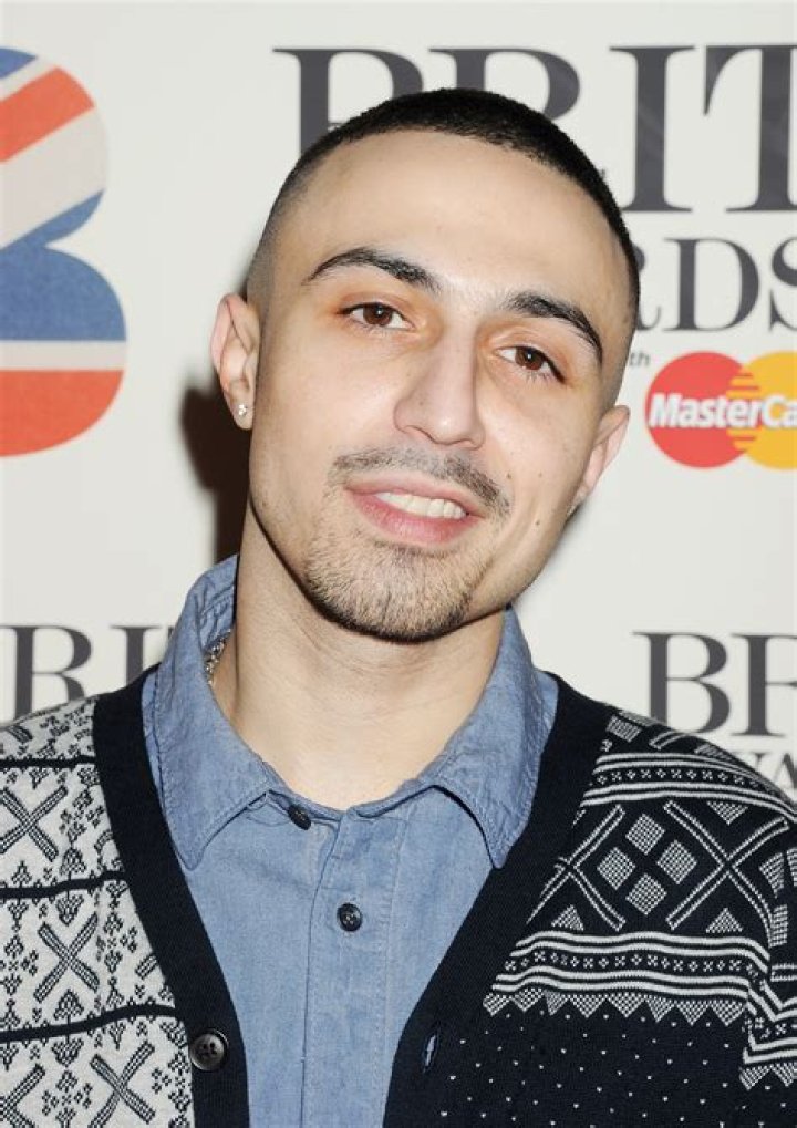How tall is Adam Deacon