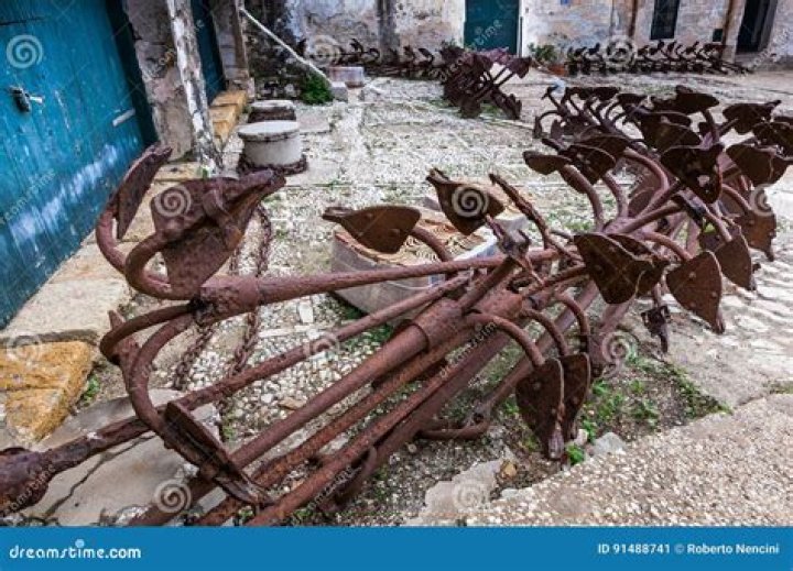 Two Ancient Stone Anchors Were Just Discovered Off The Coast Of Sicily