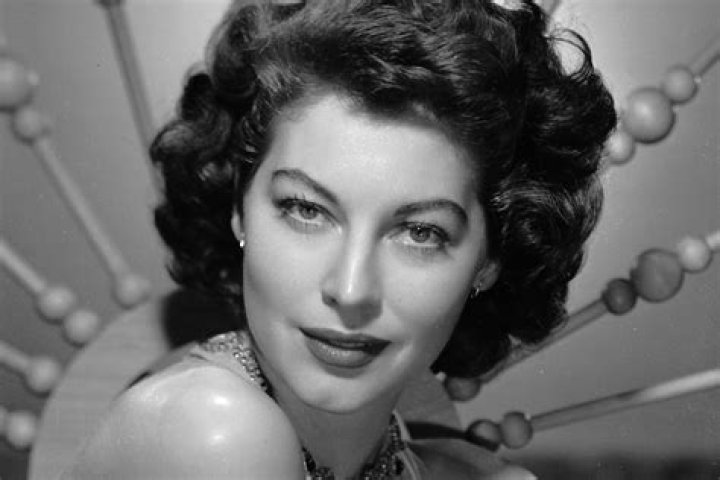 How tall was Ava Gardner