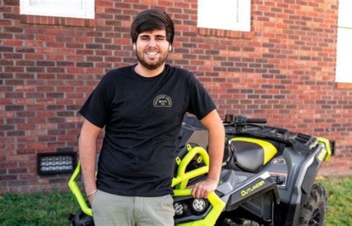 Braydon Price Age | Wiki, Net worth, Bio, Height, Girlfriend |