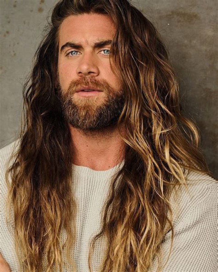 How tall is Brock O'Hurn