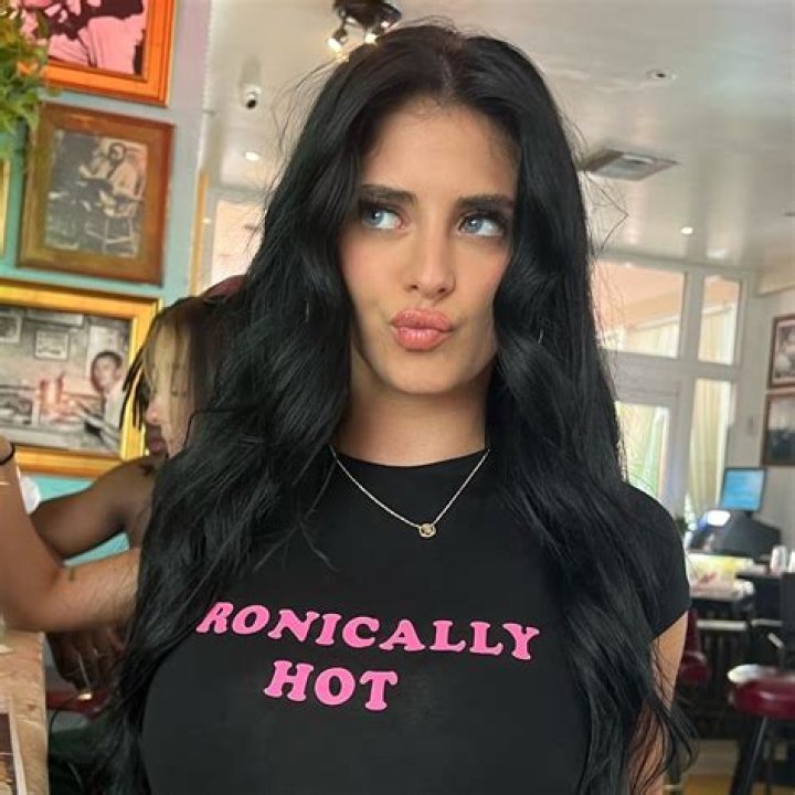 Camilla Araujo OnlyFans Video: Unveiling the Allure of a Social Media Sensation