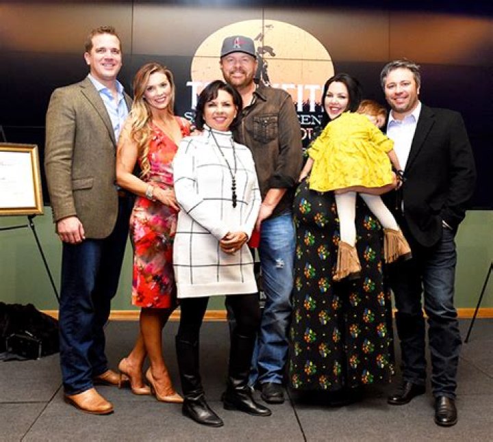 Unraveling the Question: Does Linda Buck Have Any Siblings?