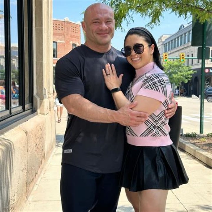 Does Shu Have a Wife? Unraveling the Marital Status of Famous Figures Named Shu