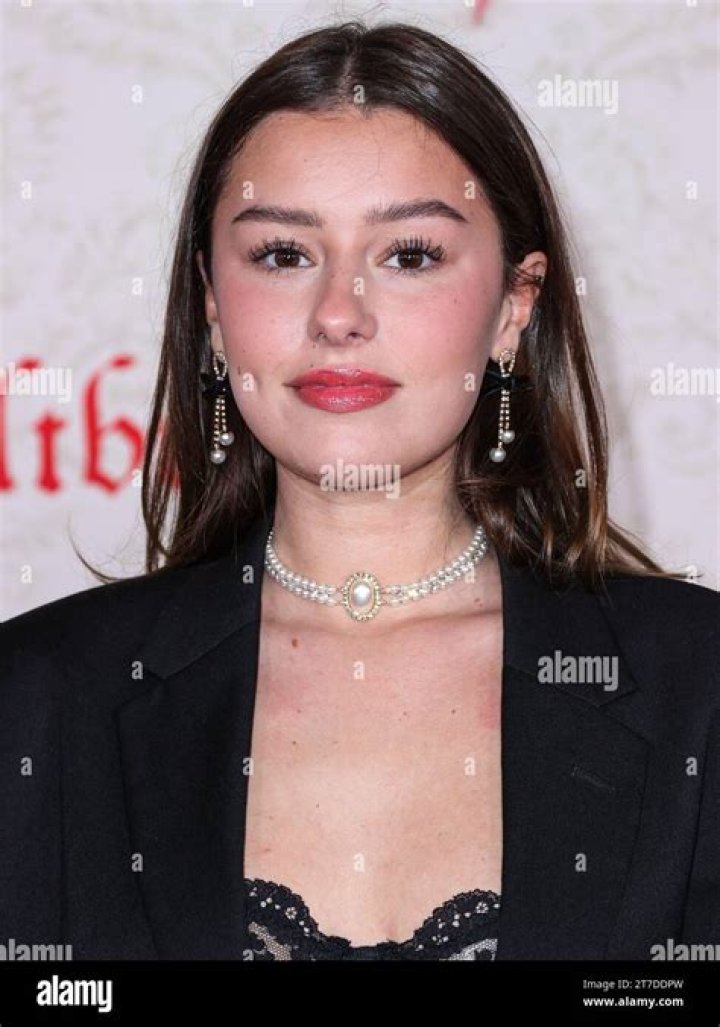 How is xanaxbarbie69 viral? | Uncovering her Age, Height, Wiki, Net Worth