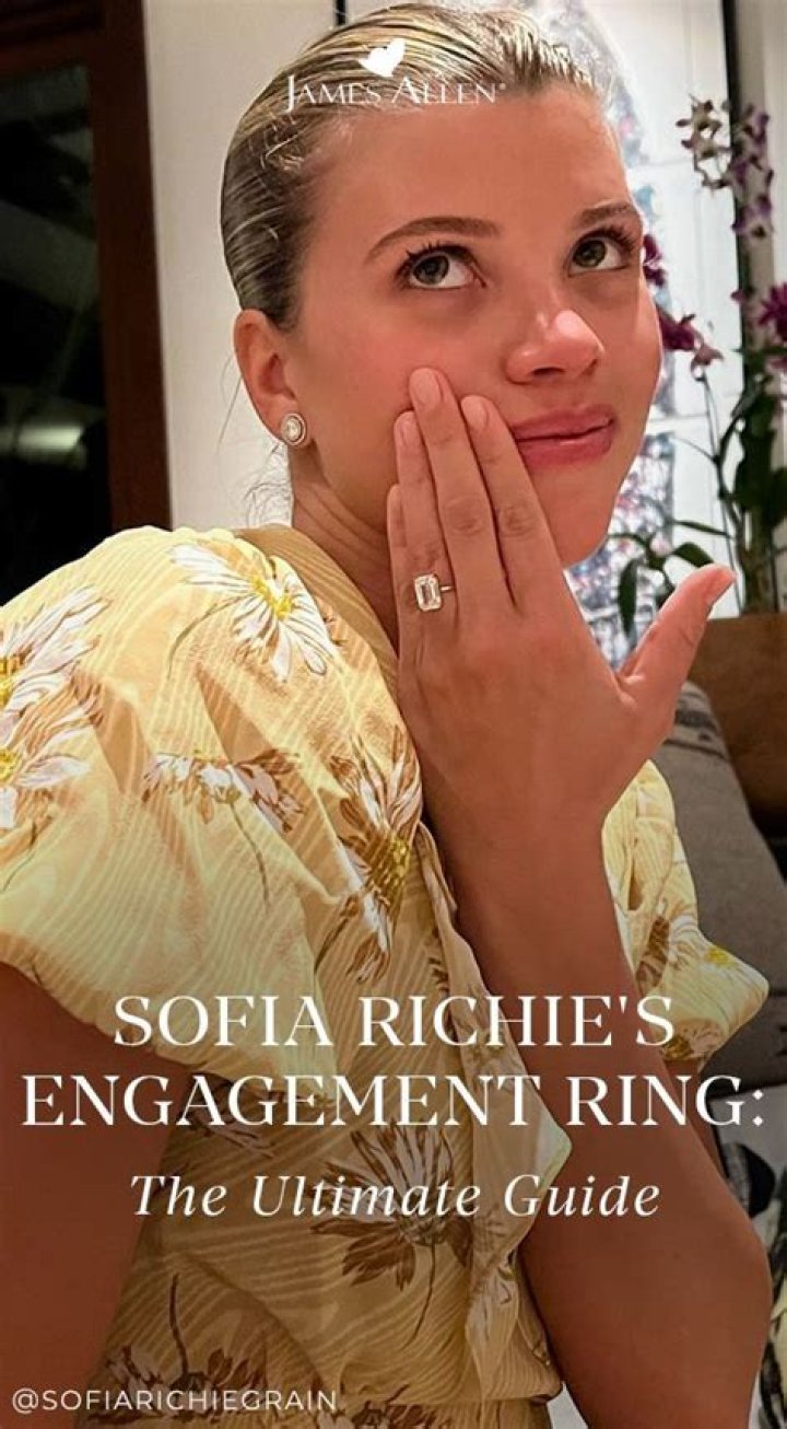 How Many Carats Is Sofia Richie's Engagement Ring? Unveiling the Sparkle