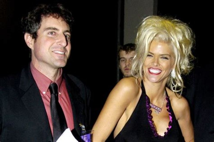 Howard K Stern Wife: Unpacking His Story and Connections