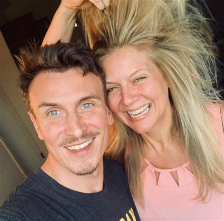 Is Amanda Freitag Married? Who is her husband? – Celebsgraphy