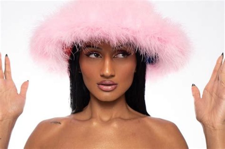 Is Lady Gaga Gwen Stefani? (Celebrity Interview)