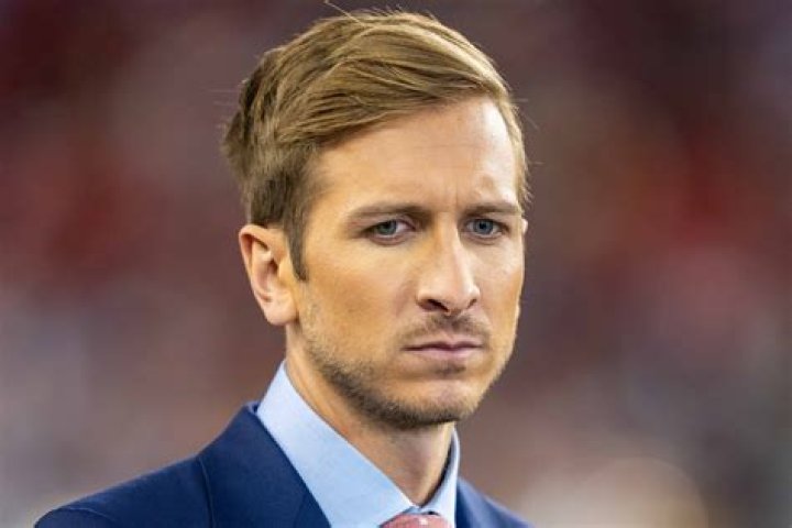 Jac Collinsworth – Celebsgraphy