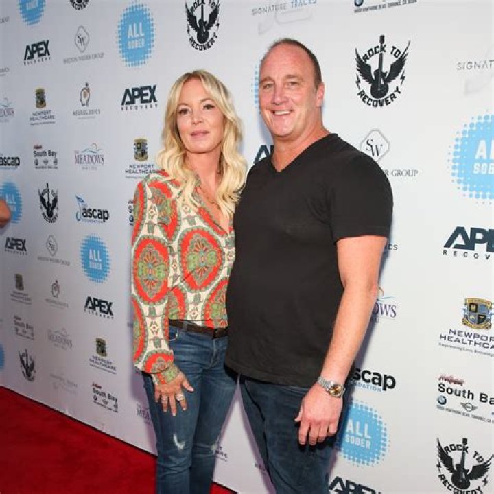 How tall is Jay Mohr