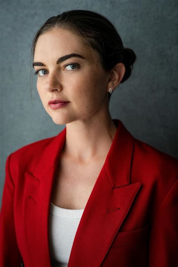 How tall is Jenny Boyd