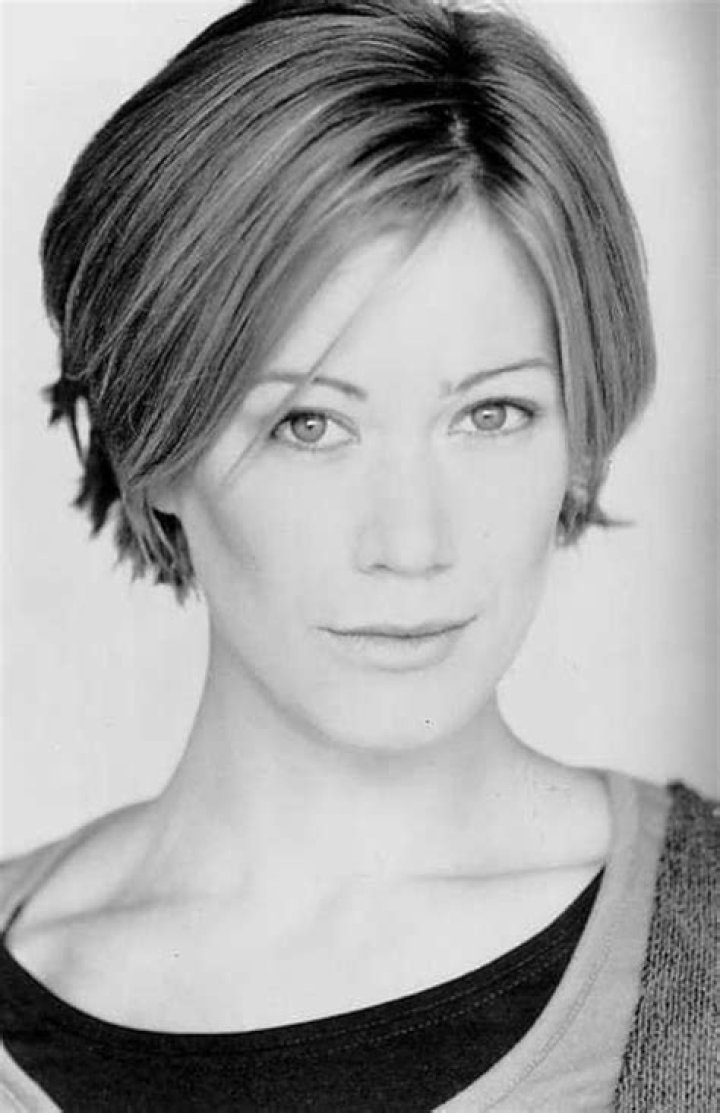 How tall is Jessica Brooks