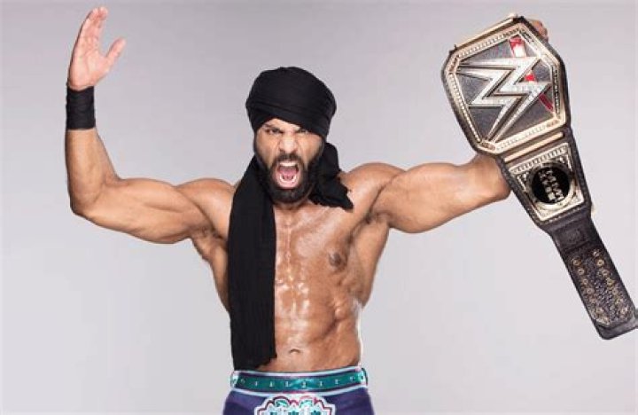 How tall is Jinder Mahal
