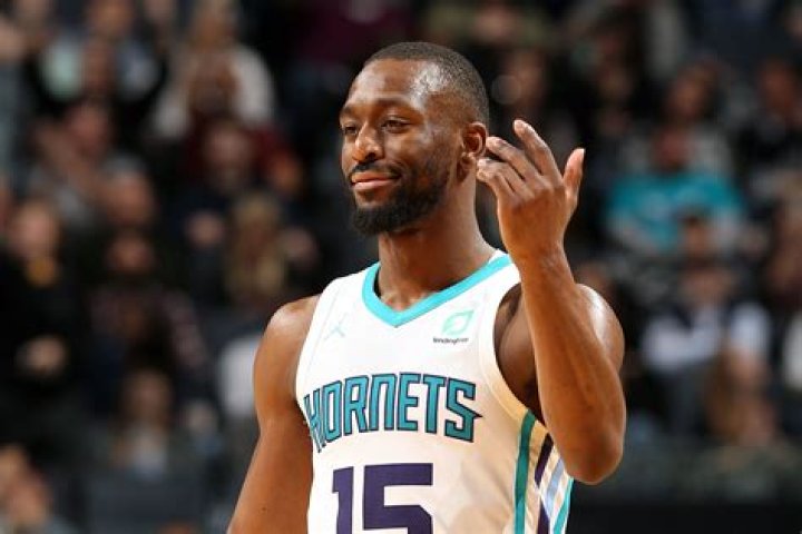 How tall is Kemba Walker