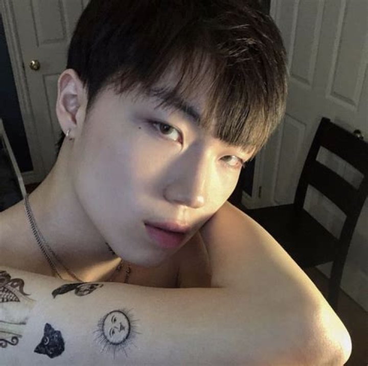 Leo.wz Age | Wiki, Net worth, Bio, Height, Girlfriend?