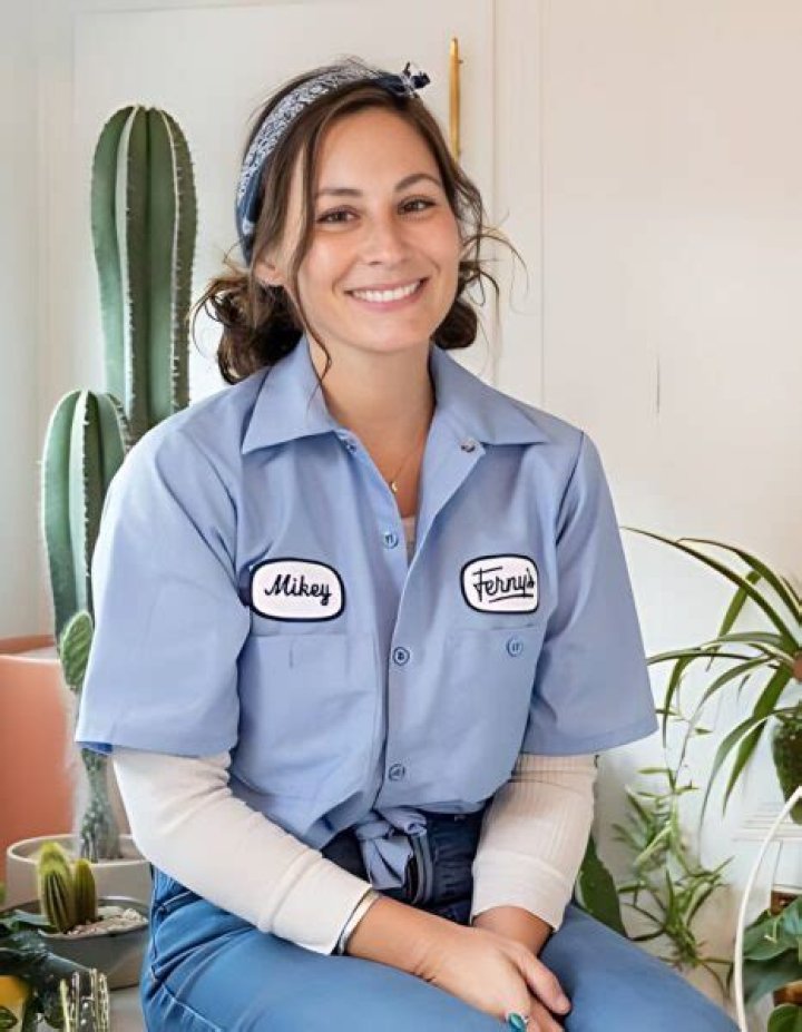 Mary Kay McCall – Celebsgraphy