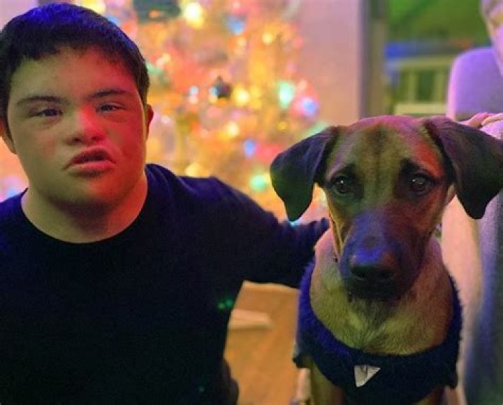 Noah Pérez(Chris Perez Son) Age, Sister and Syndrome