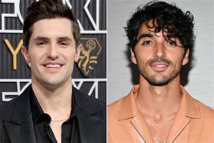 How tall is Phil Dunster