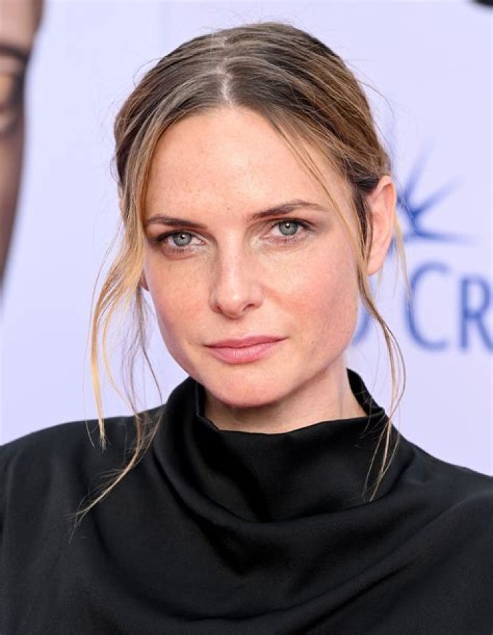 How tall is Rebecca Ferguson