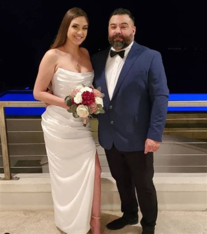 What is Rikkie Leigh Robertson’s Net Worth? – Celebsgraphy