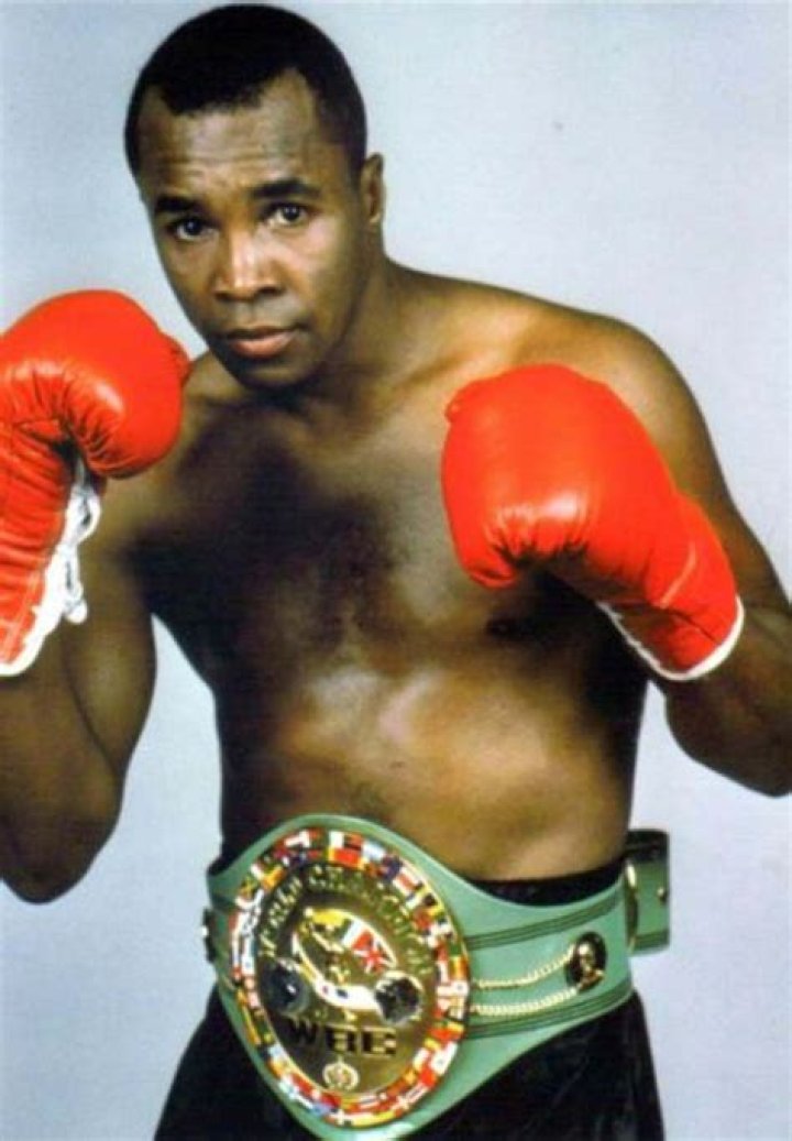 How tall is Sugar Ray Leonard
