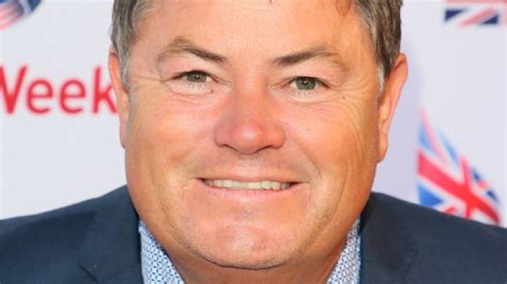 Wheeler Dealers’ Mike brewer Net Worth, Married life and wife. 2022